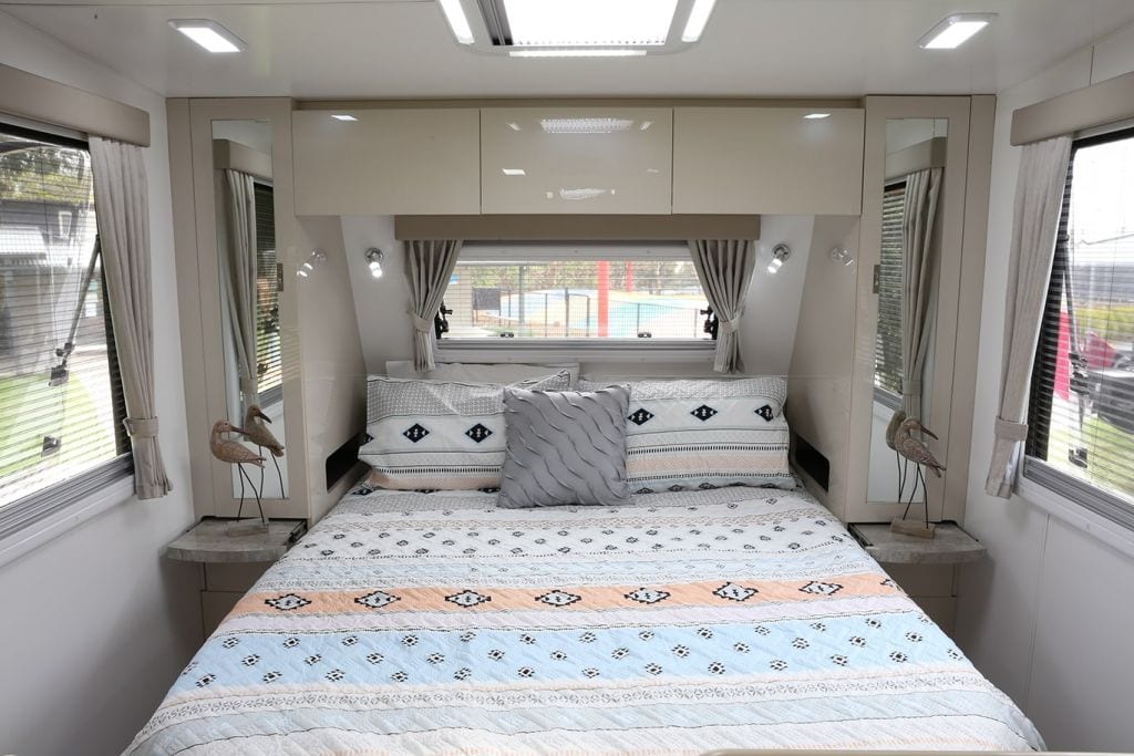 Commander Caravan main bed