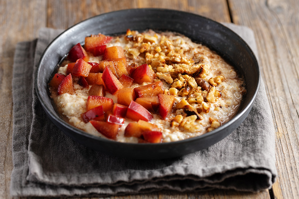 Apple Cinnamon Walnut Porridge